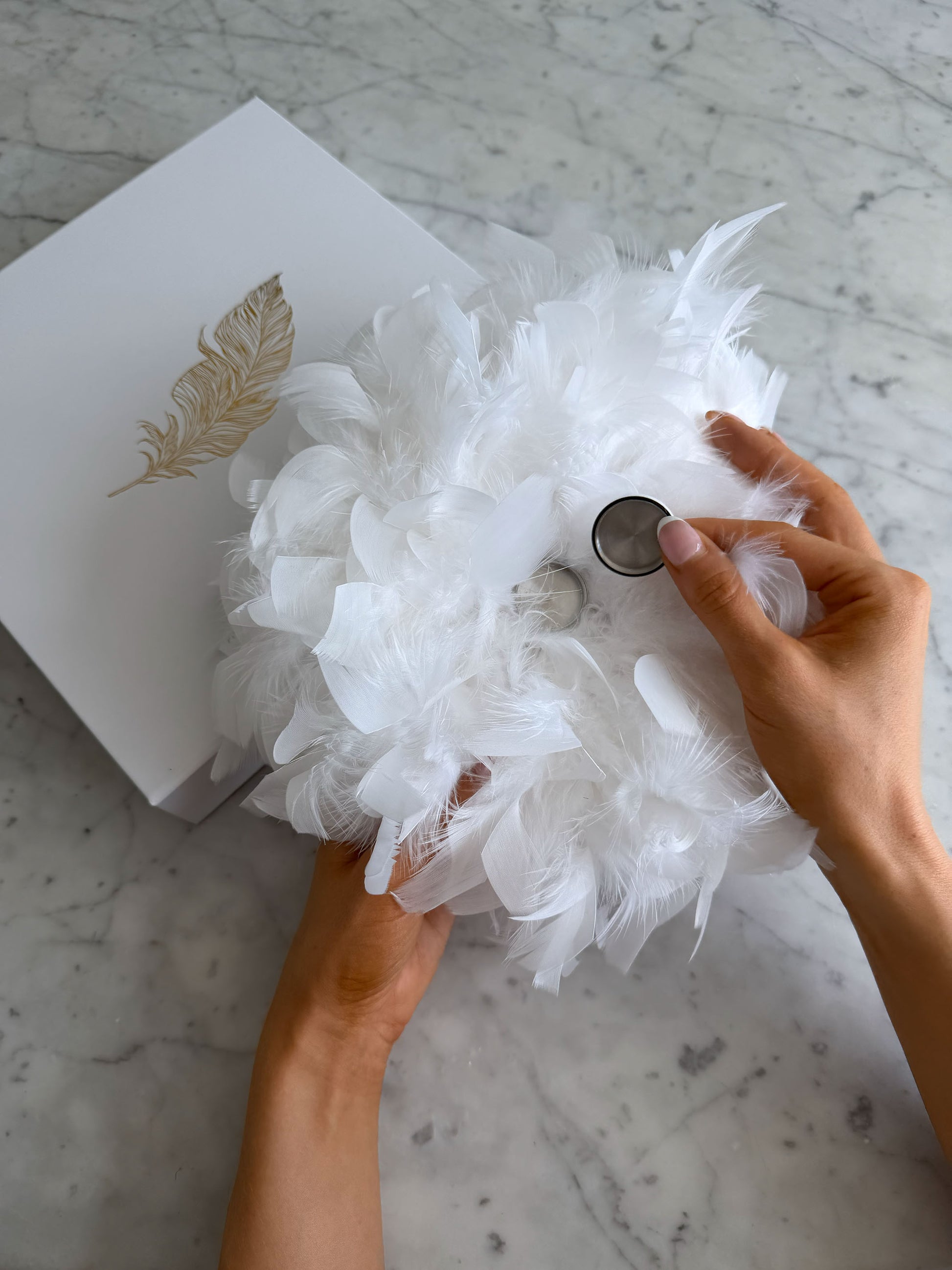 Color: Cloud White Fluffy